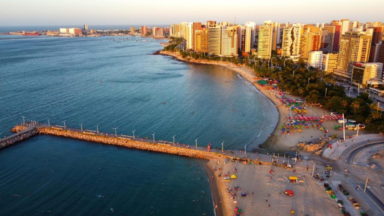 Beira Mar Meireles A Um Passo Do Mar Fortaleza  Luaran gambar